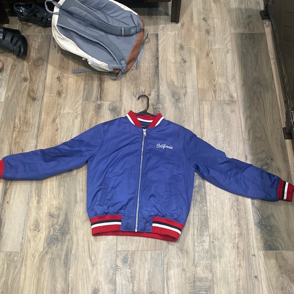 Zip up